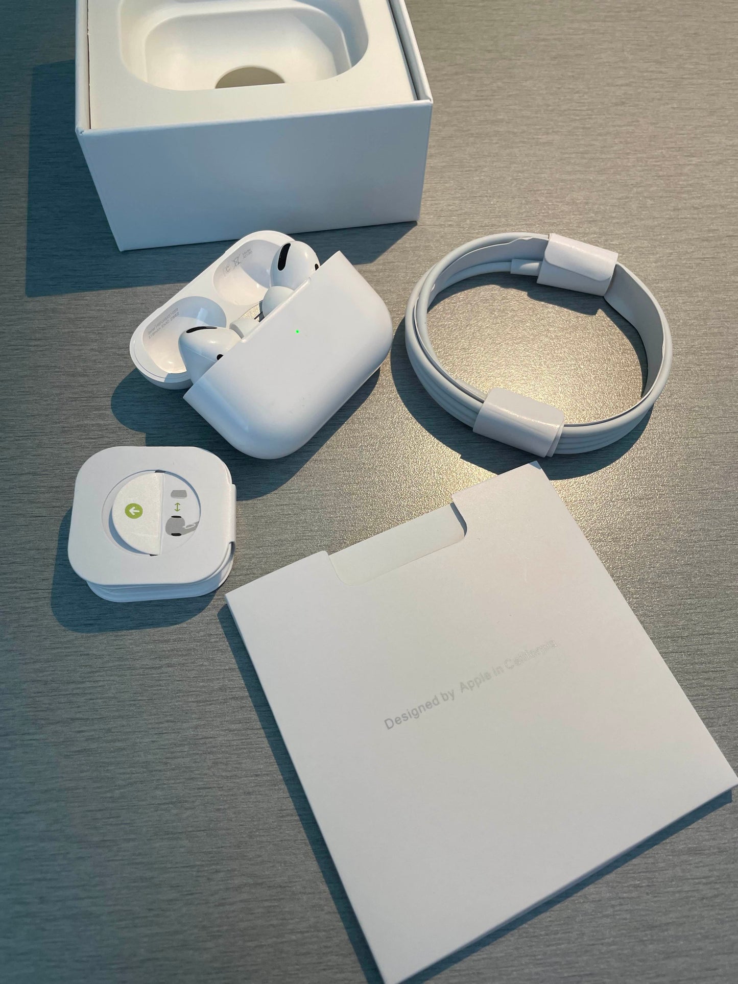 Pre-Owned Apple AirPods 4 with USB-C Bluetooth headphones – Like New – Charging Case Included